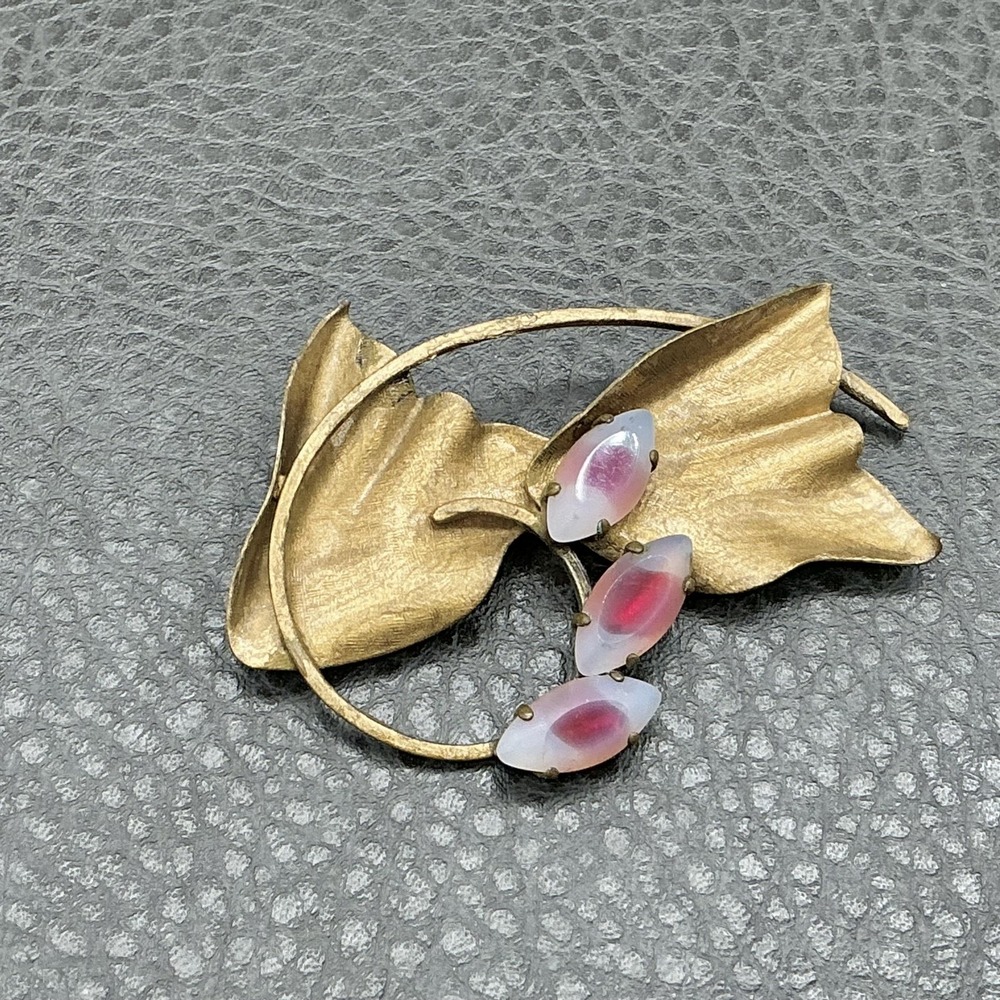 Vintage Brooch Germany Floral Leaf Pin Gold Brass Tone Pink Givre Glass 2.5"